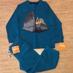 Boys size 3t outfit